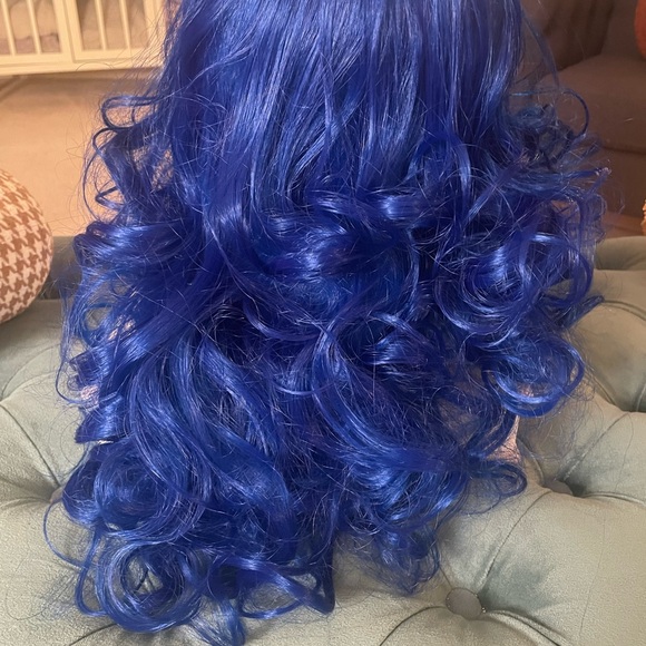 Party City Glam Blue Wig - New - Picture 8 of 10